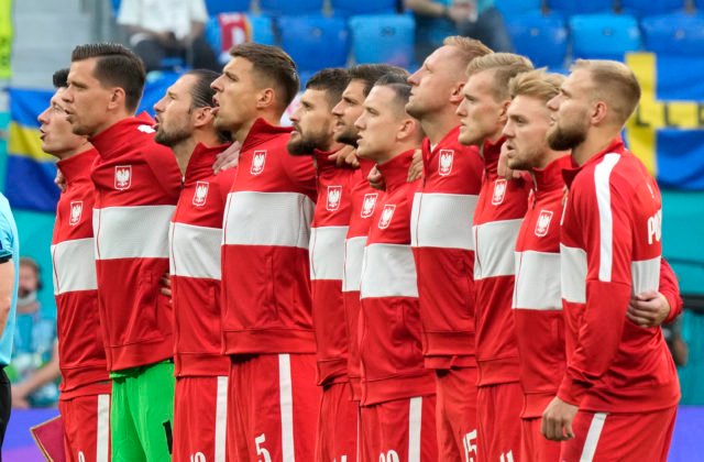 Poľskí futbalisti odmietajú nastúpiť proti Rusku, chcú jednotné stanovisko v boji proti agresorom
