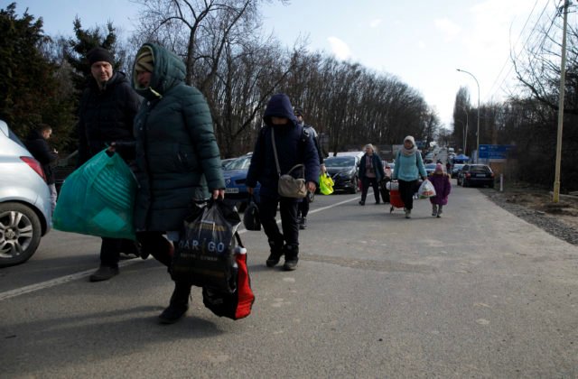 Exodus z Ukrajiny by mohol spôsobiť najväčšiu utečeneckú krízu v tomto storočí, zatienila by aj Sýriu