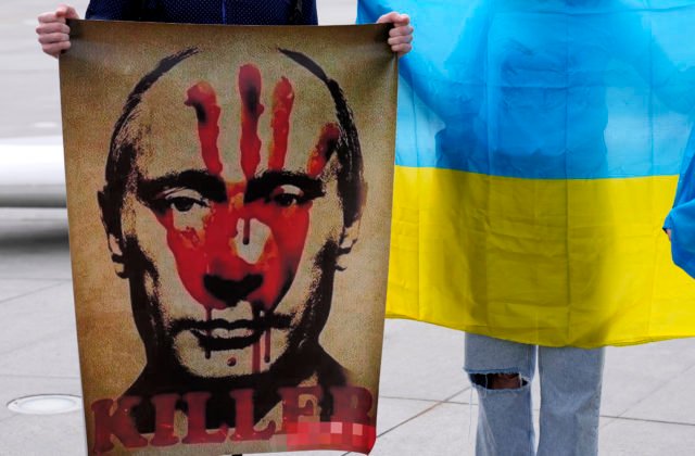 Putin je vojnový zločinec a za zverstvá na Ukrajine by sa mal zodpovedať, zhodol sa americký Senát