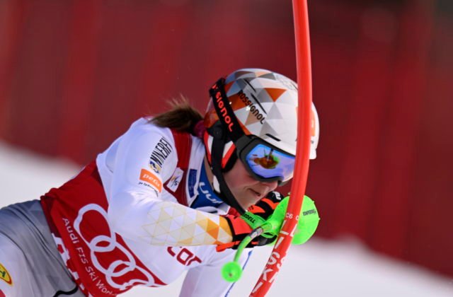Vlhová je v Aare po 1. kole slalomu tesne druhá za Dürrovou, Slovenka predviedla skvelú dynamickú jazdu (video)
