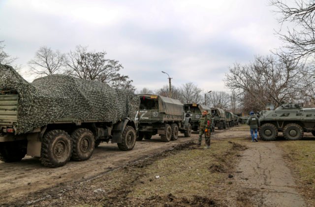Rusko stráca na Ukrajine čoraz viac vojakov a začína mať problémy, zháňa žoldnierov aj bojovníkov zo Sýrie