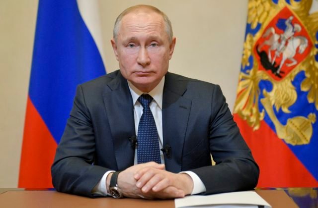 Putin podpísal dekrét o jarnom povolaní 134 500 brancov do armády