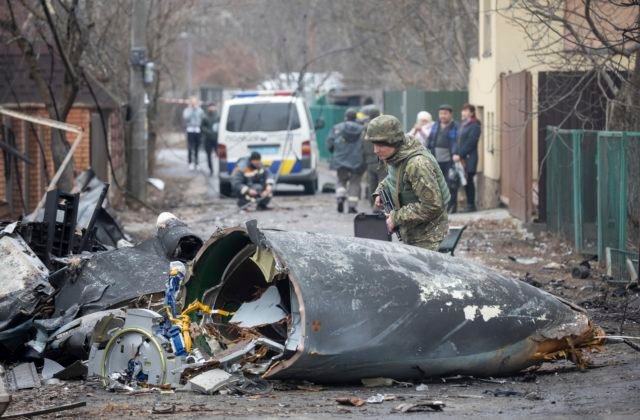 Rusi zbombardovali Ukrajincom muničný sklad. Je možné, že využili hypersonickú strelu Kinžal (video)