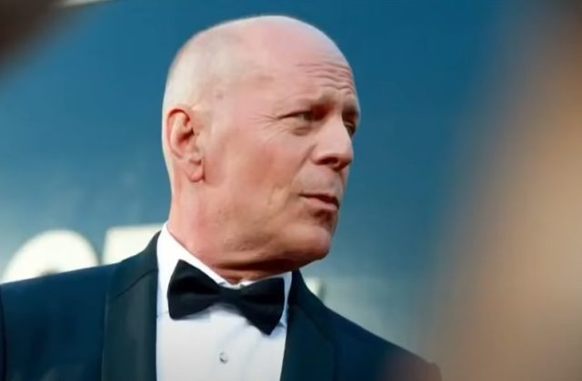 Bruce Willis oznámil koniec hereckej kariéry, diagnostikovali mu zriedkavé ochorenie