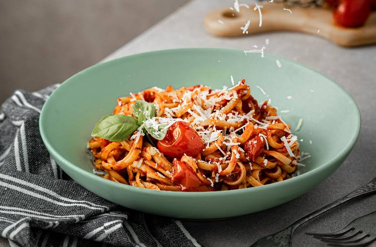 Chuť Talianska u vás doma: Recept na domáce cestoviny s omáčkou Bolognese