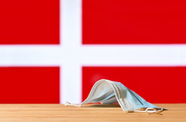 Dánsko zrušilo všetky opatrenia súvisiace s koronavírusom, pri vstupe do krajiny nepotrebujete očkovanie ani test