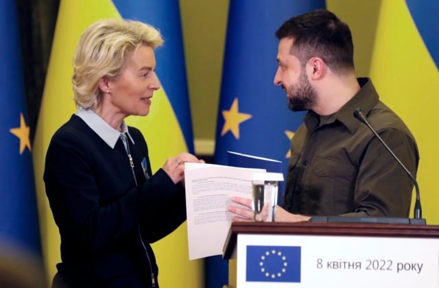 Ursula von der Leyenová ponúkla Ukrajine zrýchlený proces integrácie do Európskej únie
