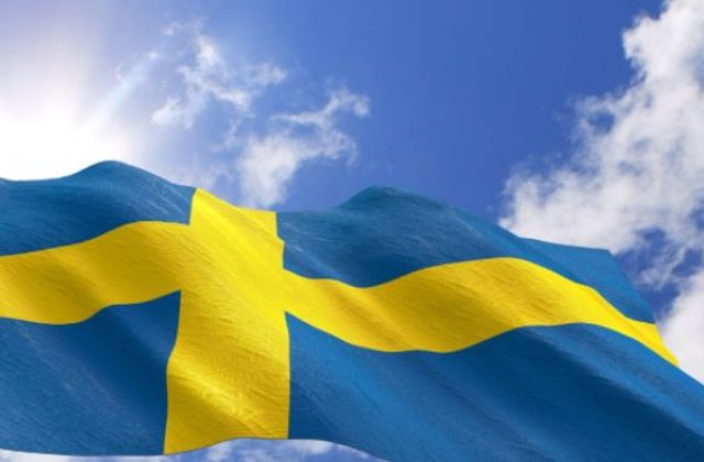 Švédska vládna strana podporuje vstup krajiny do NATO, má však niekoľko podmienok