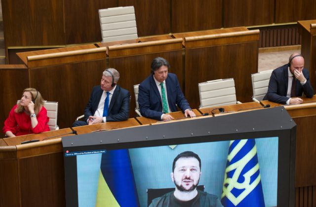 V parlamente vďaka Zelenskému prebehla deratizácia politických krýs, odkázal Krúpa Ficovi a fašistom (video+foto)