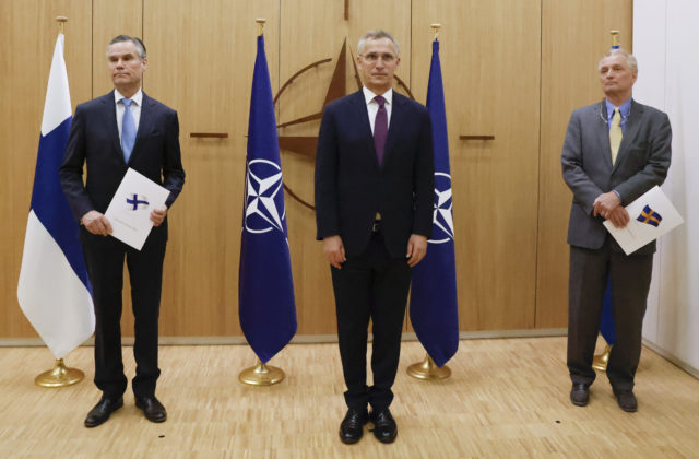 Švédsko a Fínsko sú už jednou nohou v NATO, krajiny by sa mohli stať členmi aliancie do pár mesiacov
