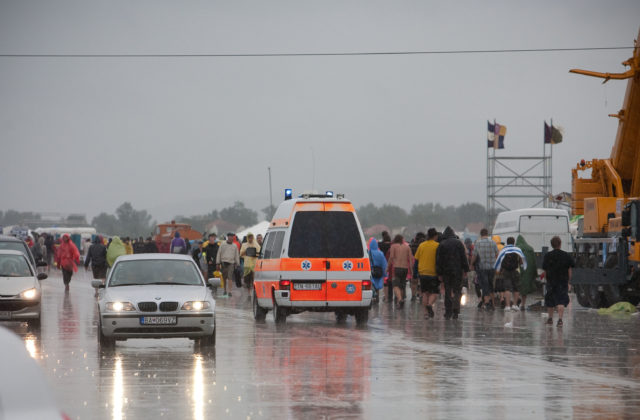 Najvyšší správny súd disciplinárne potrestal sudkyňu, dôvodom sú prieťahy v prípade pádu stanu na festivale Pohoda