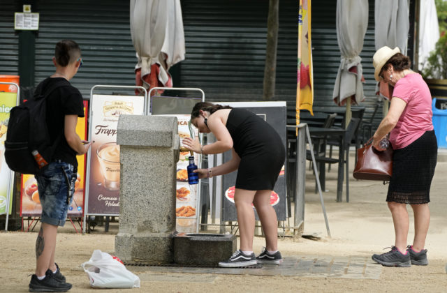 Španieli sa rozlúčia s najteplejším rokom za posledných šesť desaťročí, priemerné denné teploty presiahli 15 stupňov