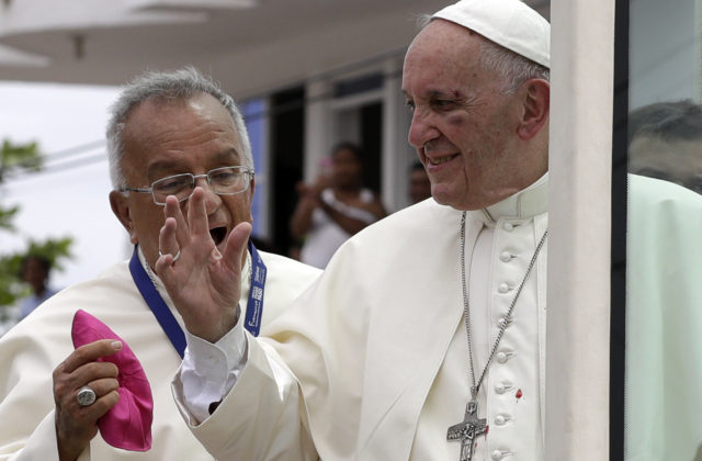 Vatikán má nových 12 kardinálov, vymenoval ich pápež František