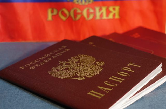 Litva sa pridala k svojim pobaltským susedom, Rusom bude vydávať víza iba z humanitárnych dôvodov