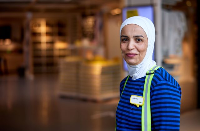 IKEA Slovensko zamestnala už 11 utečencov, snaží sa búrať predsudky a podporovať empatiu v spoločnosti