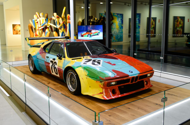 Tip na víkend: Automobil ako plátno od Andy Warhola v Danubiane už len cez víkend