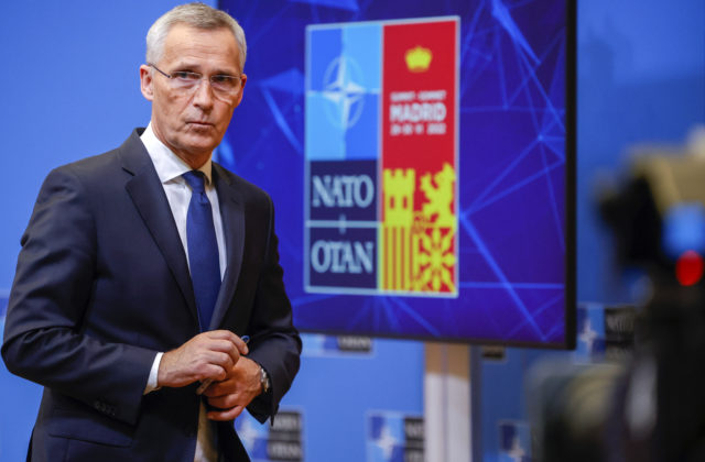 NATO zvýši počet príslušníkov síl rýchlej reakcie na 300-tisíc, Stoltenberg hovoril o najväčšej reforme obrany a odstrašovania od studenej vojny