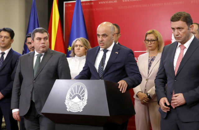 V Severnom Macedónsku schválili francúzsky návrh na kompromis a posunuli krajinu bližšie k EÚ