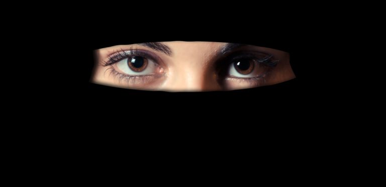 Bojovala za ženské práva: Moslimku odsúdili na 34 rokov väzenia, lebo používala Twitter