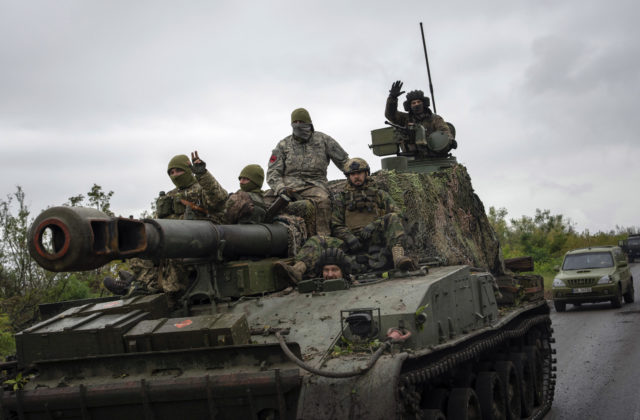 Ukrajinská armáda oslobodila dedinu v Doneckej oblasti a získala späť pozície v smere na Bachmut