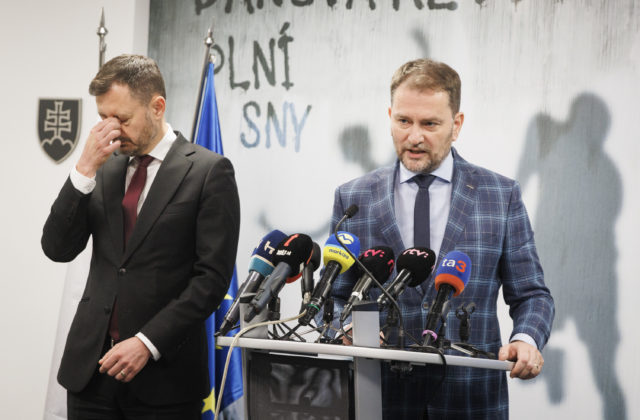 Matovič odovzdal ministerstvo Hegerovi, Sulíka si v parlamente všímať nebude (video+foto)