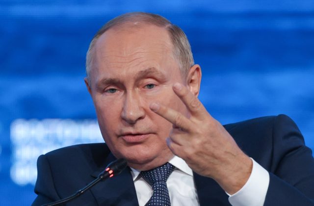 Putin obvinil Kyjev a Západ, že odmietajú rokovania o ukončení vojny na Ukrajine