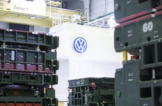 Bratislavská automobilka Volkswagen sa v tomto roku sústredila na štart produkcie nových generácií modelov