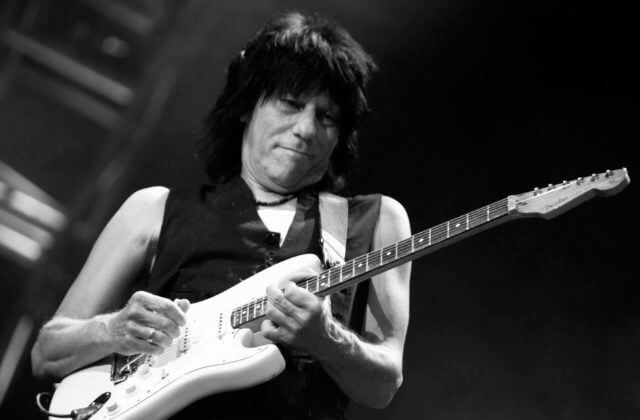 Vo veku 78 rokov zomrel legendárny rockový gitarista Jeff Beck