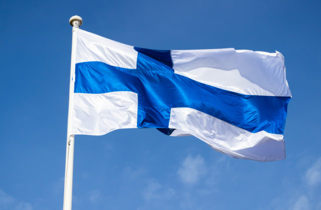 Obyvatelia Fínska pozitívne vnímajú členstvo v NATO, dobrú mienku majú aj o EÚ a Spojených štátoch