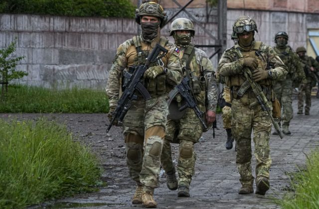 Počet obetí v radoch ruských vojakov je už takmer 188-tisíc, tvrdia Ukrajinci