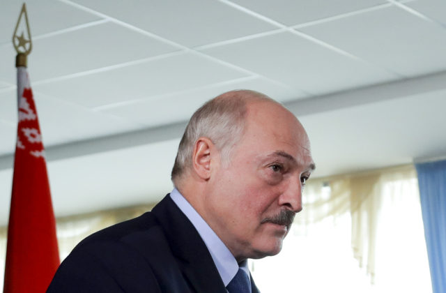 Ukrajina tajne rokovala s Lukašenkom. Nie je idiot, vyhlásil šéf vojenskej služby Budanov