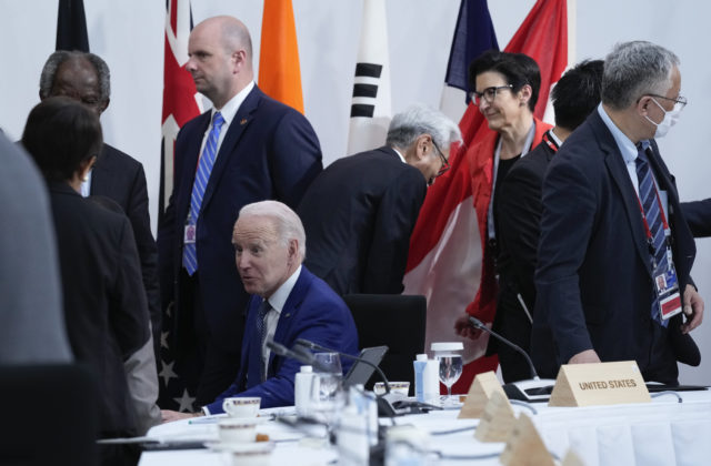 Skupina G7 nalieha na Čínu, aby tlačila na Rusko v súvislosti s ukončením vojny na Ukrajine