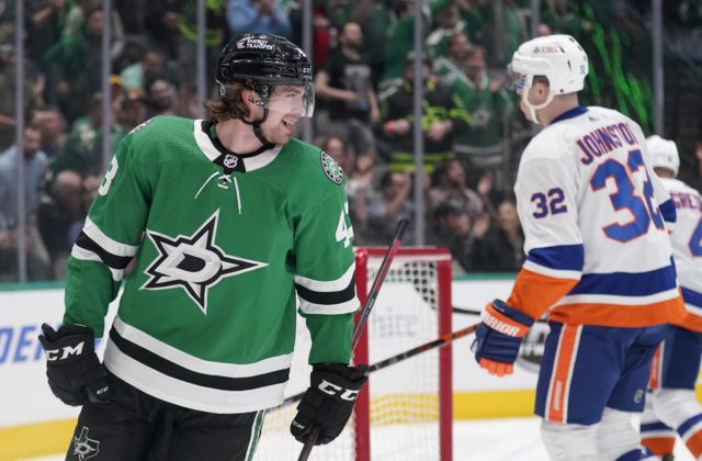 Marián Studenič už má v NHL nové pôsobisko, podpísal ročnú zmluvu s klubom Seattle Kraken