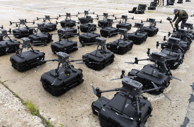 Lotyšsko daruje Ukrajine viac ako 10 dronov, uviedol minister vnútra
