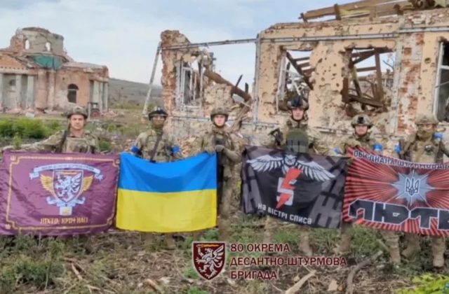Ukrajinci oslobodili kľúčovú obec, protiofenzíva trvá už štvrtý mesiac (video+foto)