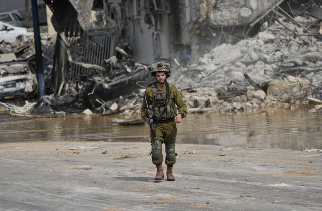 Libanonská militantná skupina Hizballáh vypálila rakety na izraelskú armádu