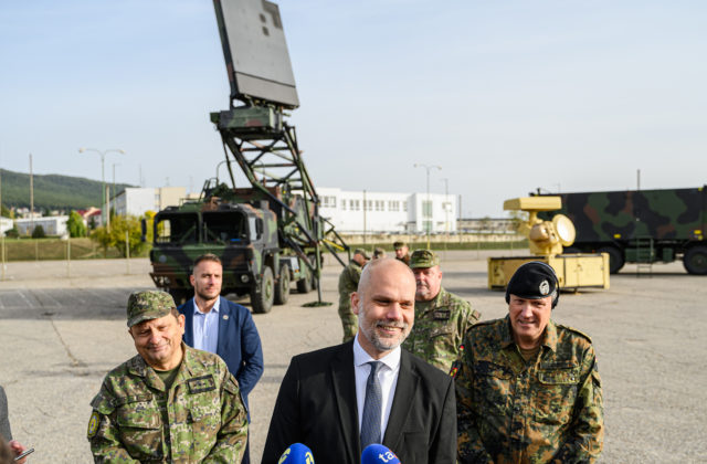 Slovensko si prevzalo dva systémy protivzdušnej obrany Mantis, posilnia ochranu hranice s Ukrajinou (video+foto)