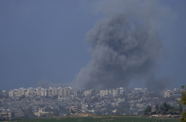 Izraelské nálety na Pásmo Gazy zabili približne 50 rukojemníkov, tvrdí Hamas