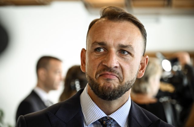 Minister vnútra Šutaj Eštok ignoruje zákony, podľa Kolíkovej je pre pomstu ochotný konať protizákonne