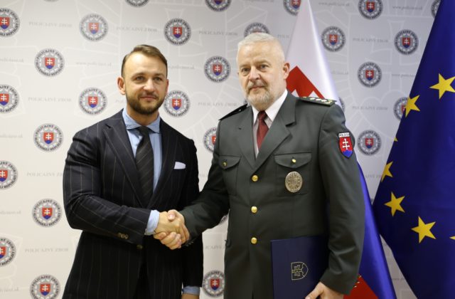 Šutaj Eštok vymenoval Soláka za policajného prezidenta (foto)