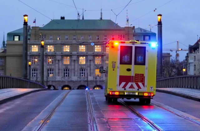 Streľba v Prahe si vyžiadala mŕtvych a viac ako dve desiatky zranených, páchateľa eliminovali (video+foto)