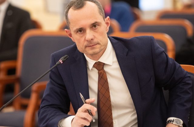 Procházka: Základným odkazom rozhodnutia Ústavného súdu je to, že parlament má právomoc rozhodovať o trestnej politike štátu