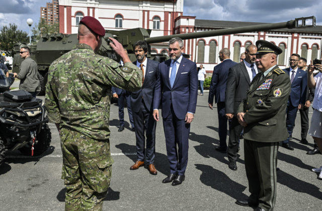 Výdavky na obranu Slovenska stúpnu, viac prostriedkov pôjde na výzbroj aj techniku