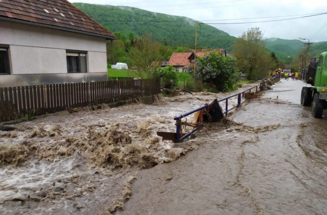 Škody po povodniach na Slovensku sa odhadujú na osem miliónov eur, poisťovne však očakávajú dvojnásobok