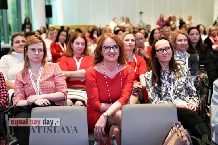 Skvelé témy a jedinečný mentoring: Prijmite pozvanie na konferenciu Equal Pay Day