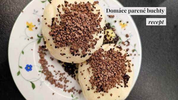 Recept na domáce parené buchty s kakaovým posypom