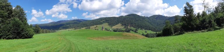 Náučný chodník Jakuba Surovca. Ukrytá roklina pri salaši Zbojská – raj pre odvážne deti