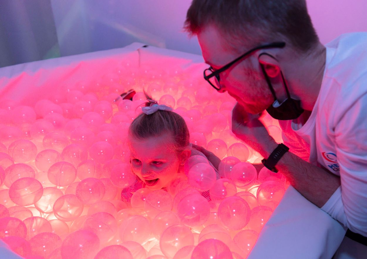 HENDI Centrum disponuje kvalitným erudovaným personálom HENDI Centrum disponuje kvalitným erudovaným personálom