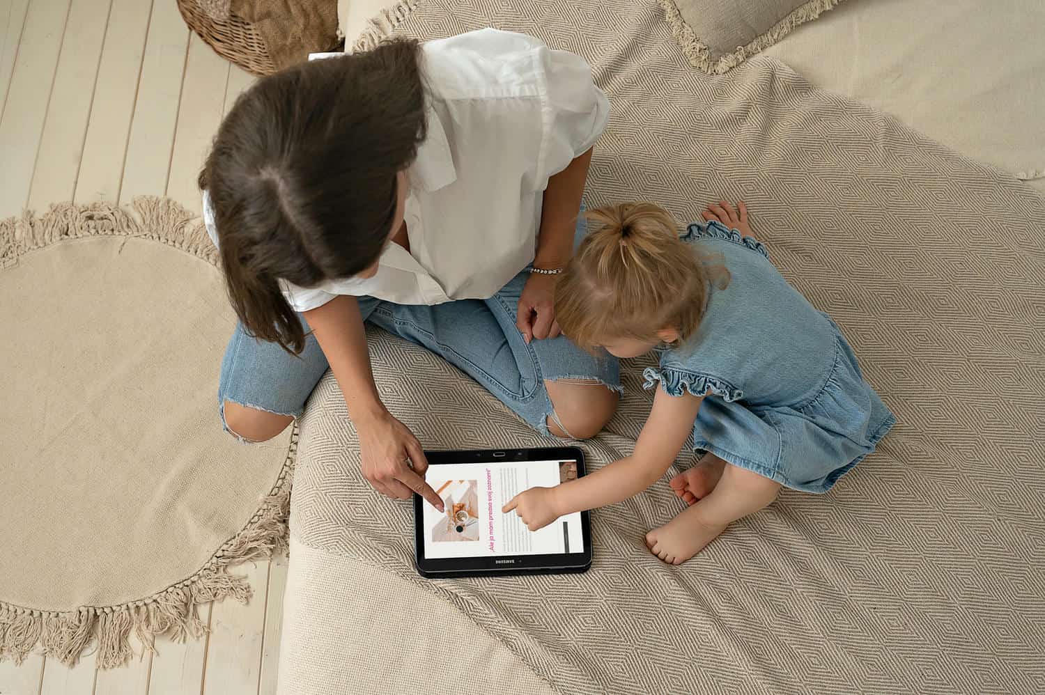 Manažérka na materskej, ktorá učí rodičov k správnemu manažovaniu. Manažérka na materskej, ktorá učí rodičov k správnemu manažovaniu.