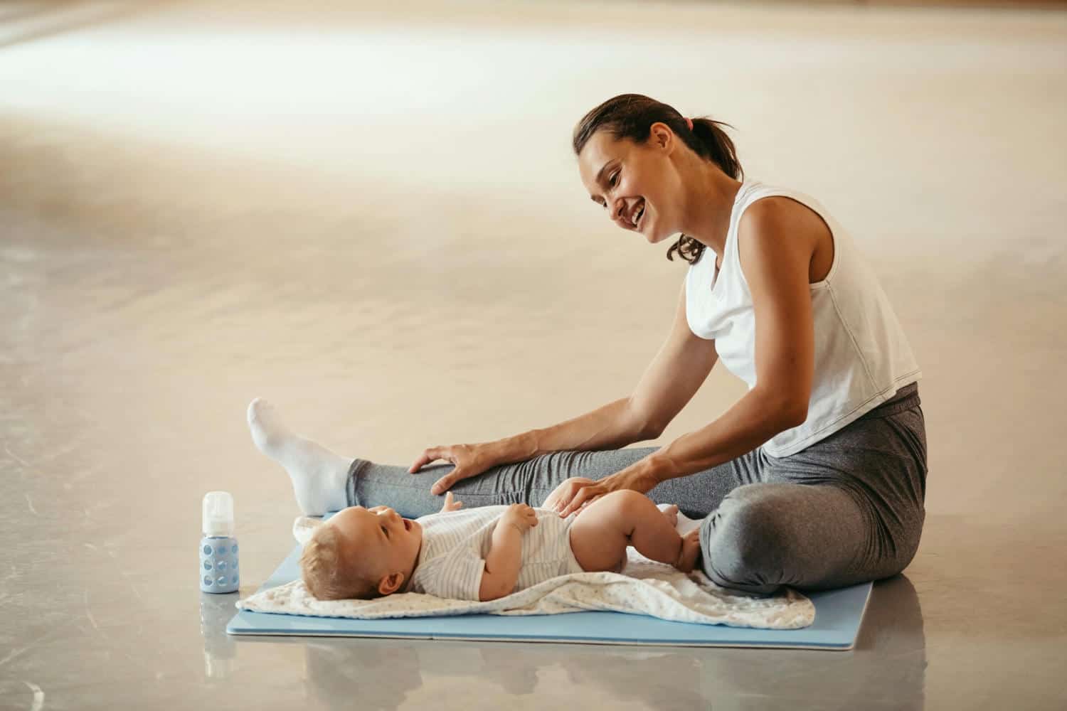 rehabilitácie s bábätkom